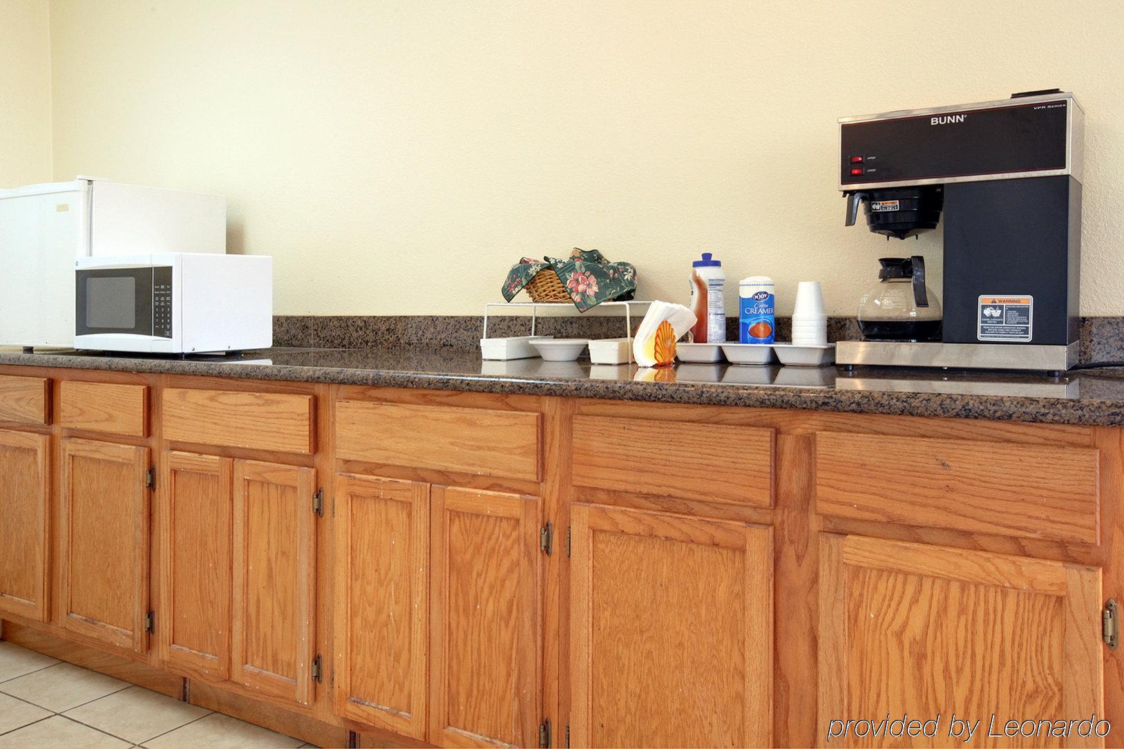 Americas Best Value Inn And Suites Greenwood Ristorante foto