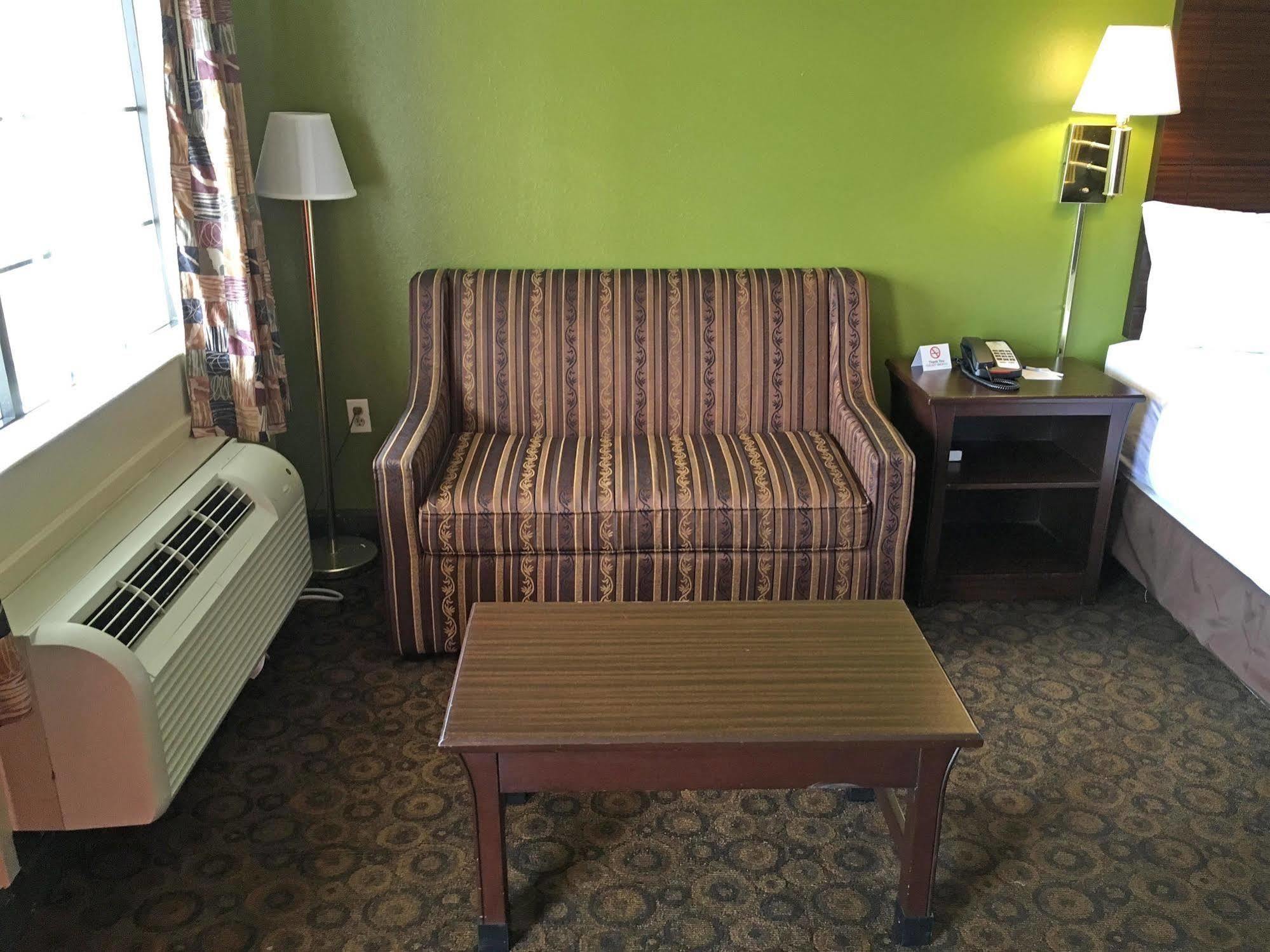 Americas Best Value Inn And Suites Greenwood Esterno foto